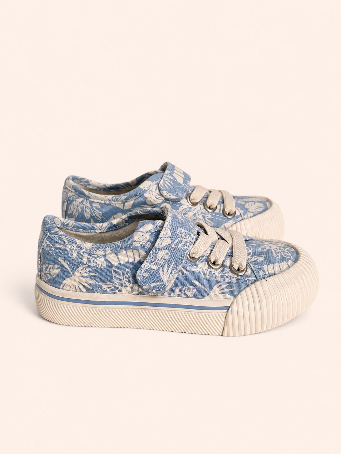 Zapatillas tela celeste con hojas - Miniatura 2