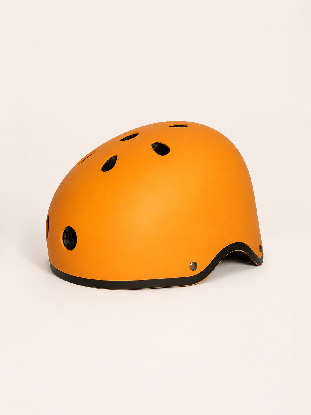 Casco naranja